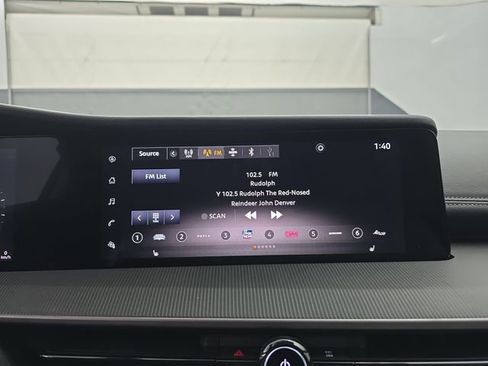 Used 2025 Nissan Murano SV image 30