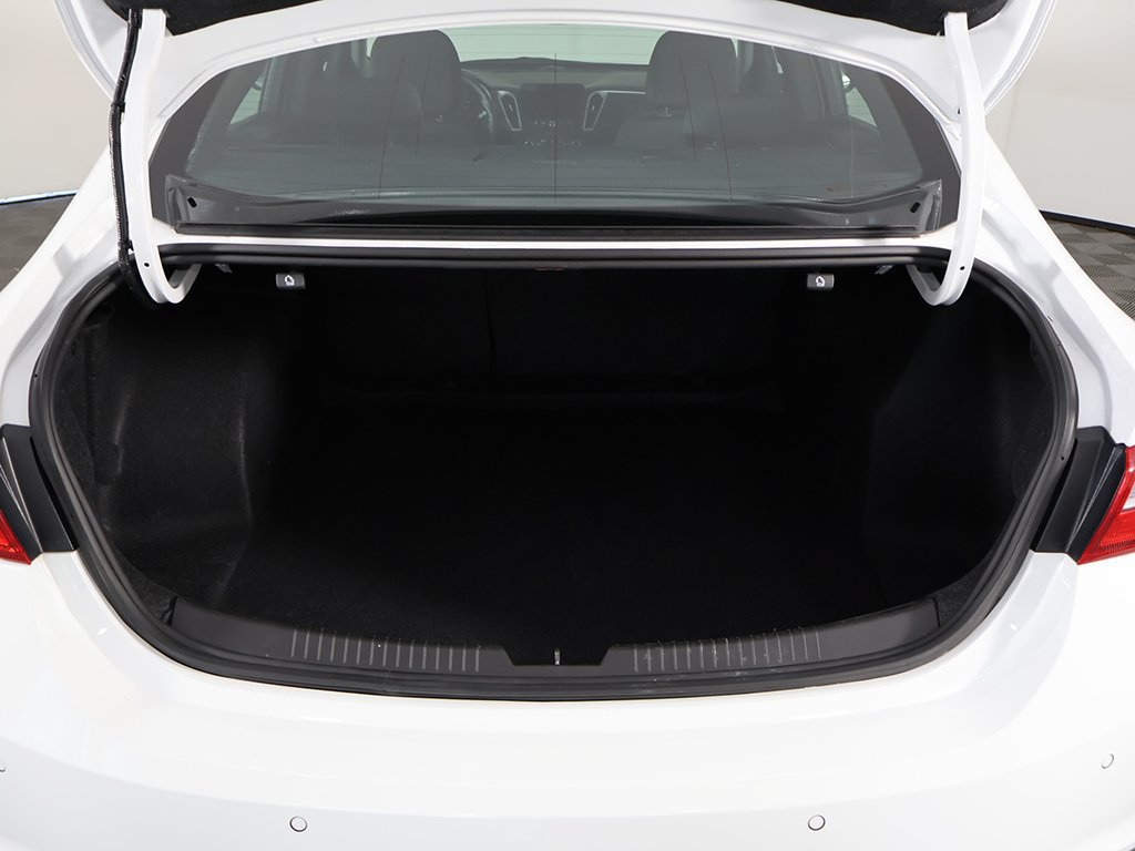 Used 2024 Chevrolet Malibu LT FWD image 16