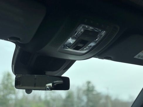 Used 2026 Mercedes-Benz GLE 450 4MATIC image 36