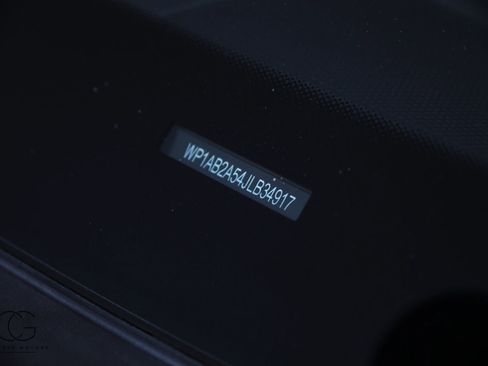 Used 2018 Porsche Macan S image 8