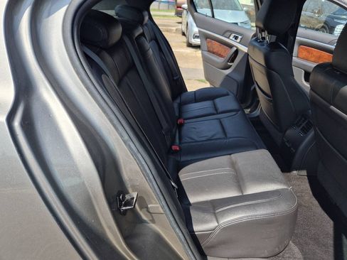 Used 2015 Lincoln MKS w/ Equipment Group 101A FWD image 13