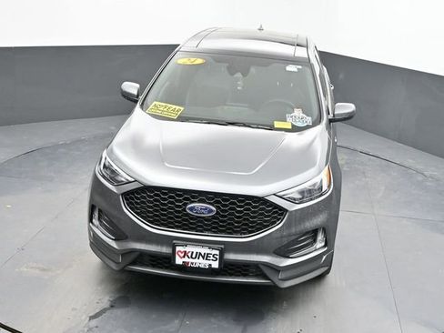 Used 2024 Ford Edge ST-Line w/ Class II Trailer Tow Package AWD/4WD image 14