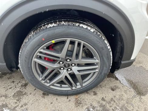 New 2026 Ford Explorer ST-Line w/ ST-Line Street Pack AWD/4WD image 43
