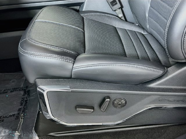 Used 2026 Ford F450 Platinum AWD/4WD image 23