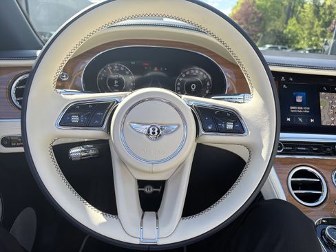 New 2026 Bentley Continental GTC AWD/4WD image 19