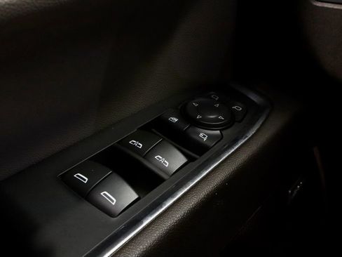 Used 2023 GMC Sierra 1500 SLT w/ SLT Premium Package AWD/4WD image 27