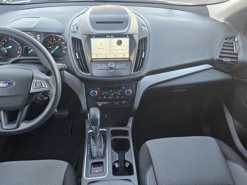 Used 2018 Ford Escape SE w/ SE Sync 3 Package AWD/4WD image 9