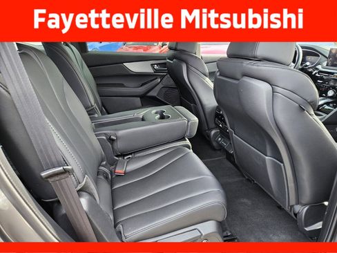 Used 2025 Acura MDX SH-AWD image 19