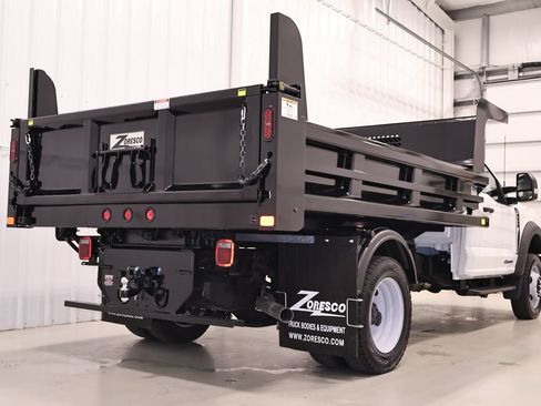 New 2026 Ford F550 4x4 Regular Cab Super Duty image 9