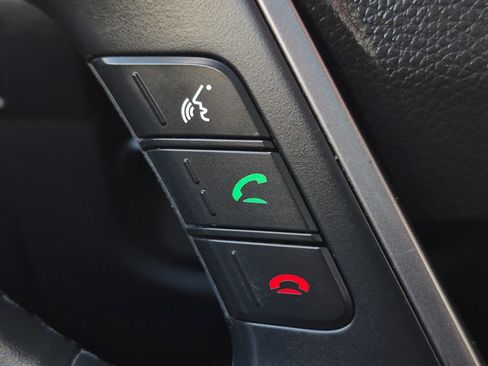 Used 2017 Hyundai Santa Fe FWD image 32