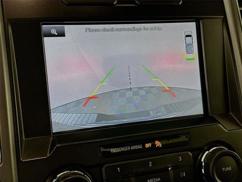 Used 2015 Ford F150 XLT w/ Equipment Group 302A Luxury image 15