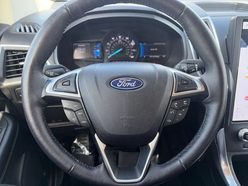 Used 2023 Ford Edge Titanium AWD/4WD image 10