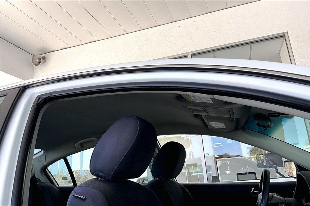Used 2011 Nissan Altima 2.5 S FWD image 27