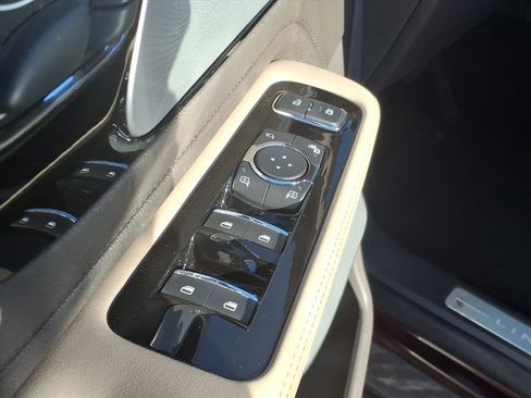 Used 2020 Lincoln Aviator Reserve w/ Equipment Group 202A image 22