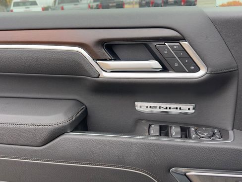 New 2026 GMC Sierra 1500 Denali image 17