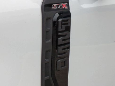 Used 2023 Ford F250 XL w/ STX Appearance Package image 13