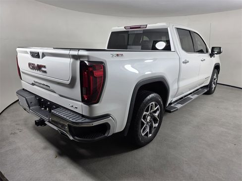 Used 2023 GMC Sierra 1500 SLT w/ SLT Premium Package image 4