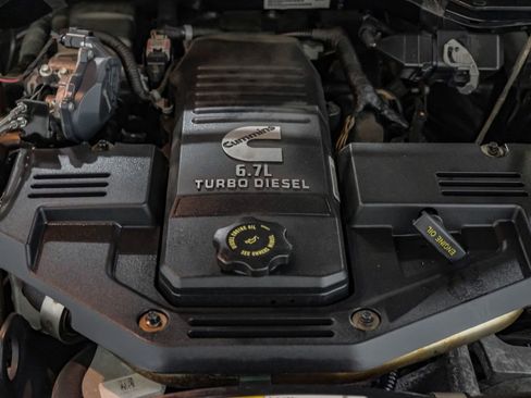 Used 2016 RAM 3500 Laramie image 58