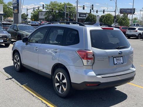 Used 2017 Subaru Forester 2.5i w/ Alloy Wheel Package AWD/4WD image 5