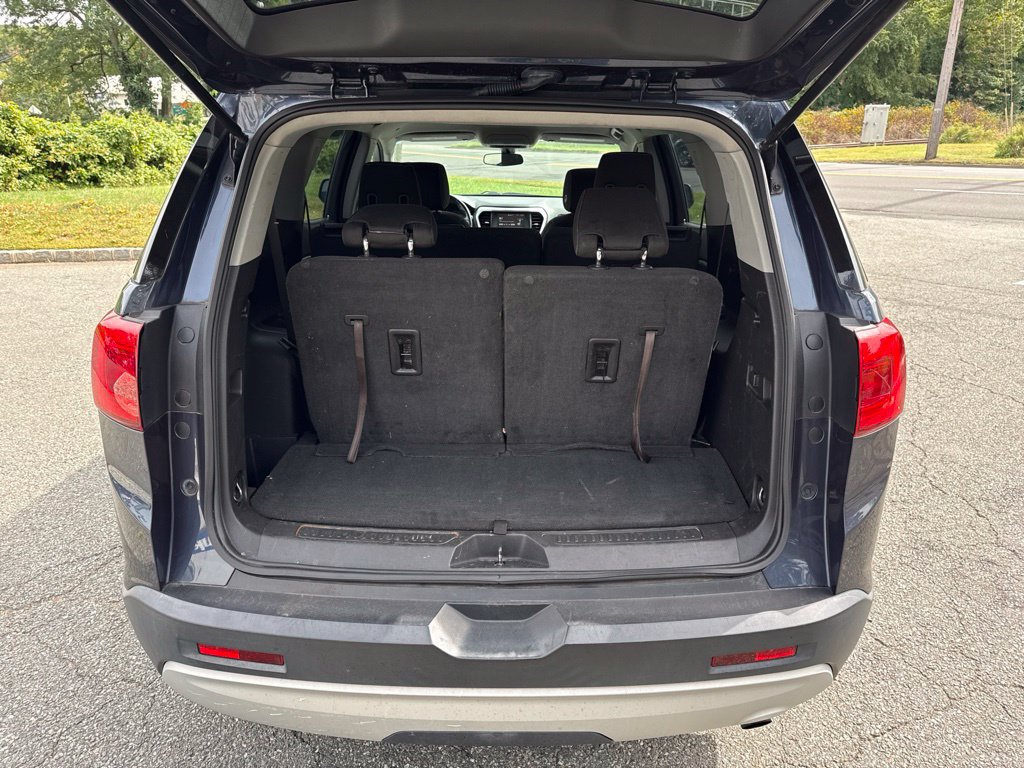 Used 2019 GMC Acadia SLE w/ LPO, Floor Liner Package AWD/4WD image 10