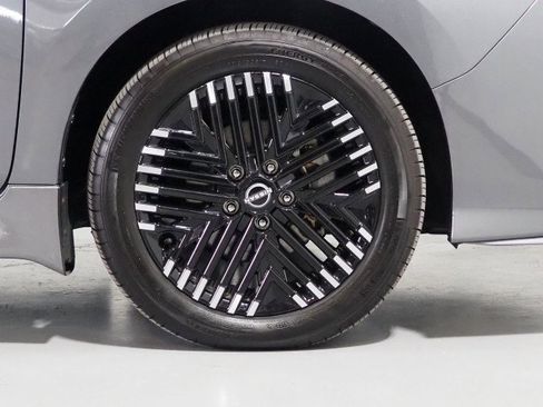 Used 2024 Nissan Leaf SV Plus image 42