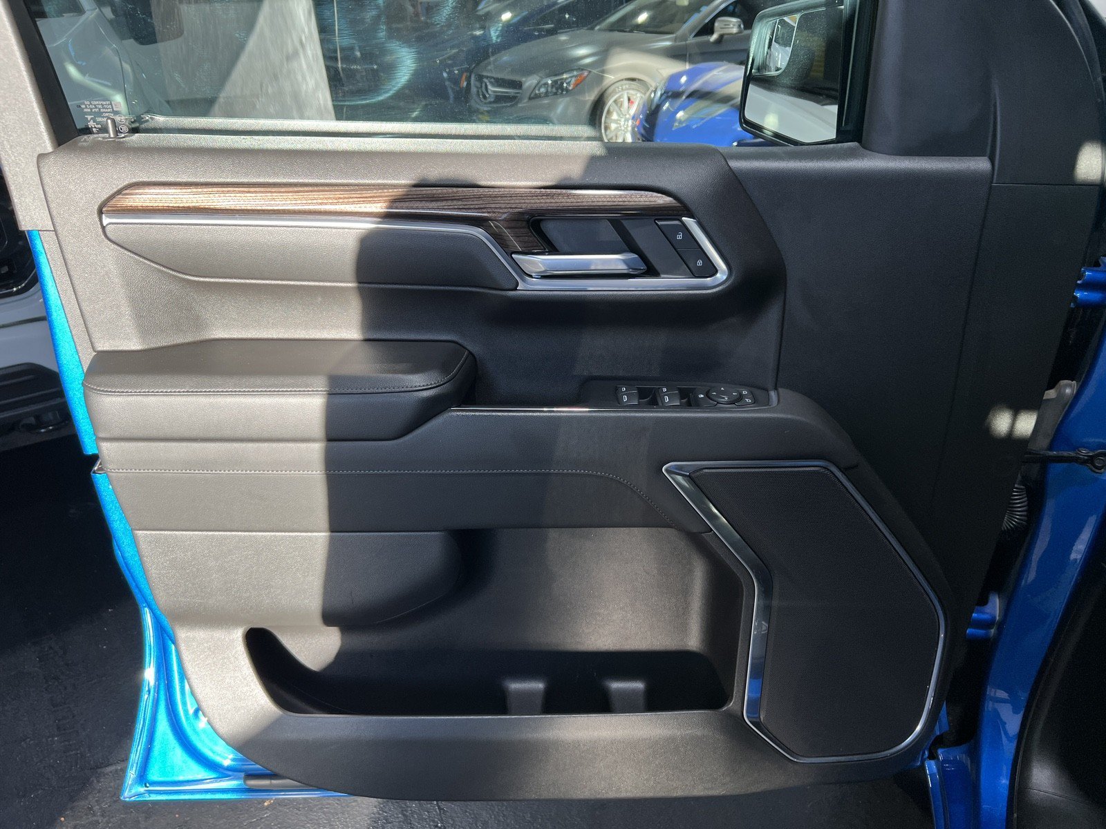 Used 2022 Chevrolet Silverado 1500 LT RWD image 24