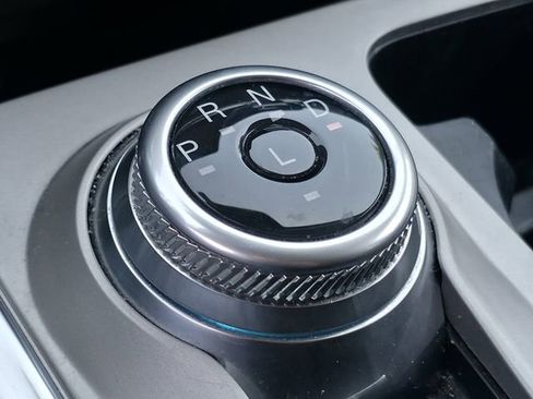 Used 2022 Ford Explorer Limited w/ Equipment Group 301A image 18