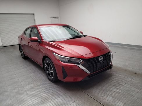 Used 2025 Nissan Sentra SV image 13