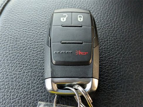 Used 2024 RAM 2500 Big Horn image 30