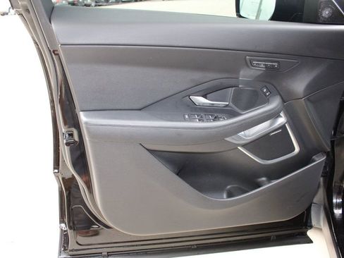 Used 2020 Jaguar E-PACE image 28