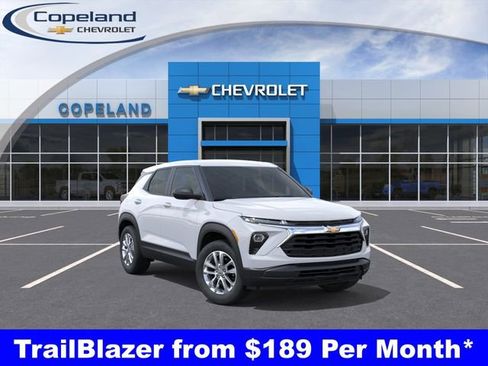 New 2026 Chevrolet TrailBlazer LS w/ LS Convenience Package AWD/4WD image 1