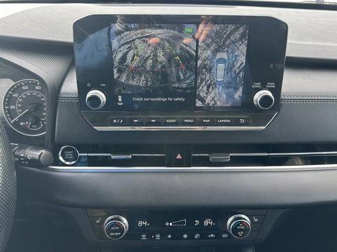 Used 2022 Mitsubishi Outlander SE image 33