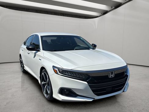 Used 2022 Honda Accord Sport image 7