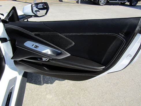 Used 2023 Chevrolet Corvette Stingray Coupe image 14