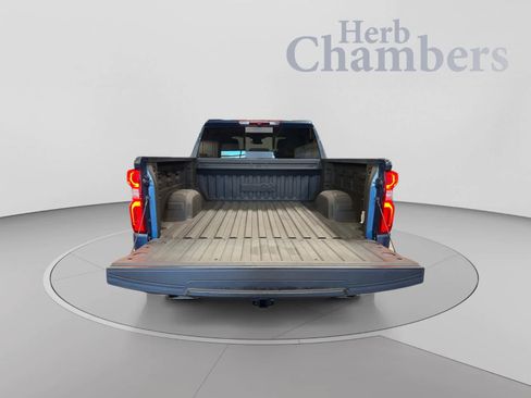 Used 2024 Chevrolet Silverado 1500 High Country AWD/4WD image 7