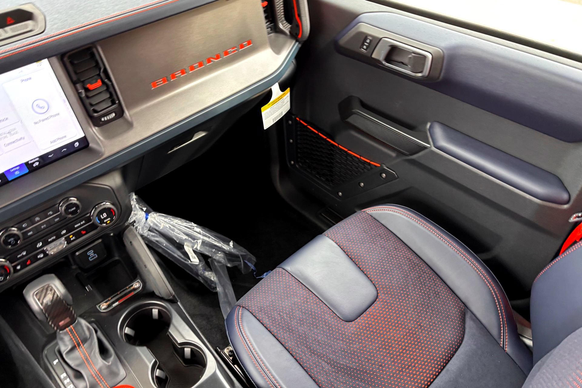 New 2025 Ford Bronco Raptor w/ Interior Carbon Fiber Pack AWD/4WD image 22