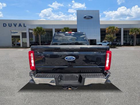 Used 2024 Ford F250 XLT image 4