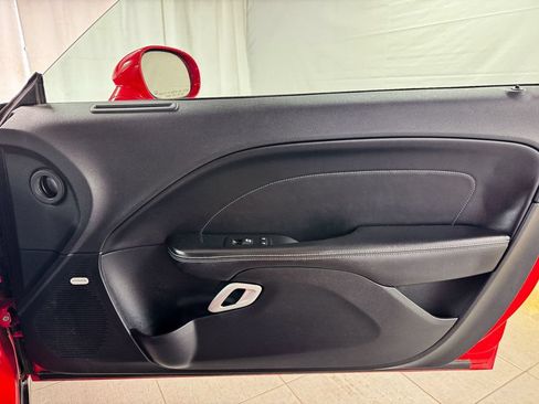 Used 2015 Dodge Challenger SXT Plus RWD image 14