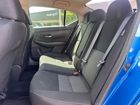 Used 2021 Nissan Sentra SV w/ Trunk Package image 17