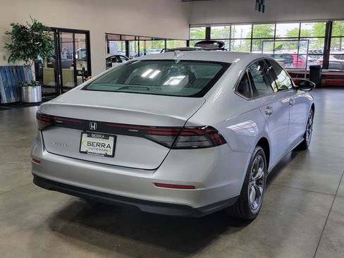 Used 2023 Honda Accord EX image 5