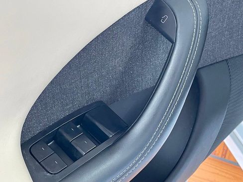 Used 2021 Tesla Model S Long Range image 15