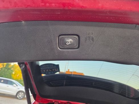 Used 2024 Ford Edge Titanium AWD/4WD image 18
