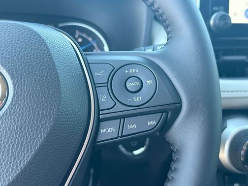 New 2025 Toyota Tacoma SR5 image 28