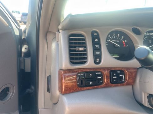 Used 2003 Buick Le Sabre Limited FWD image 16