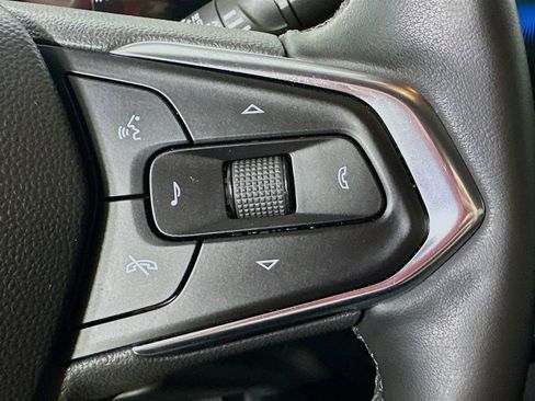 Used 2024 Chevrolet Trax LT w/ Driver Confidence Package FWD image 23