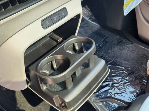 New 2025 Volkswagen ID. Buzz 1st Edition AWD/4WD image 22