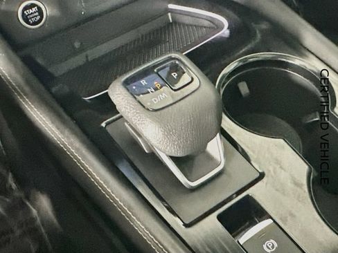 Certified 2023 Nissan Rogue Platinum w/ Platinum Premium Package FWD image 18