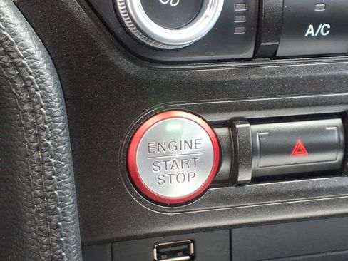 Used 2021 Ford Mustang GT RWD image 19