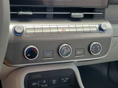 New 2026 Hyundai Kona SE FWD image 13