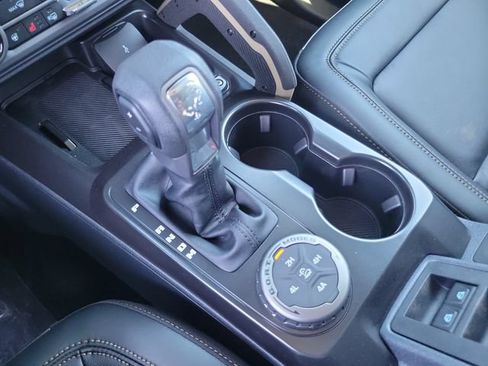 New 2026 Ford Bronco Badlands AWD/4WD image 29